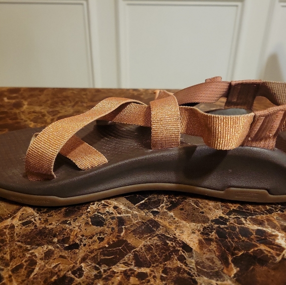 Chaco Rose Gold Metallic Z Cloud Sandals - Picture 7 of 9